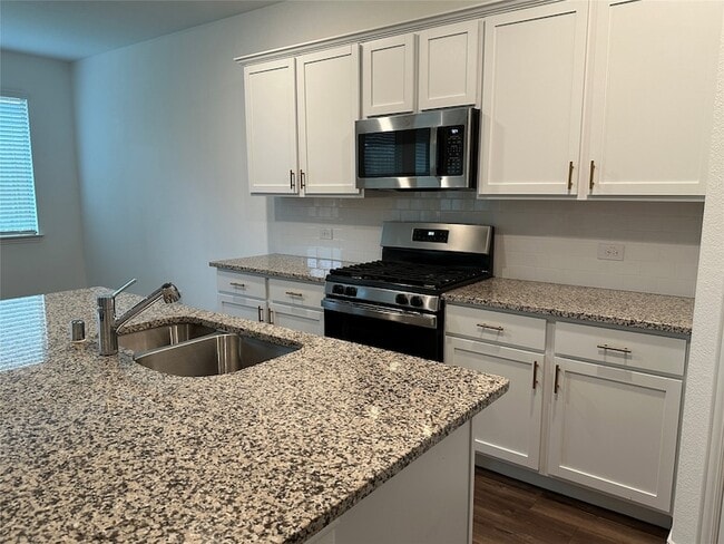 Photo - 768 Hawthorn St