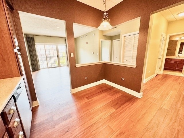 Photo - 100 S Emerson St Unit E204