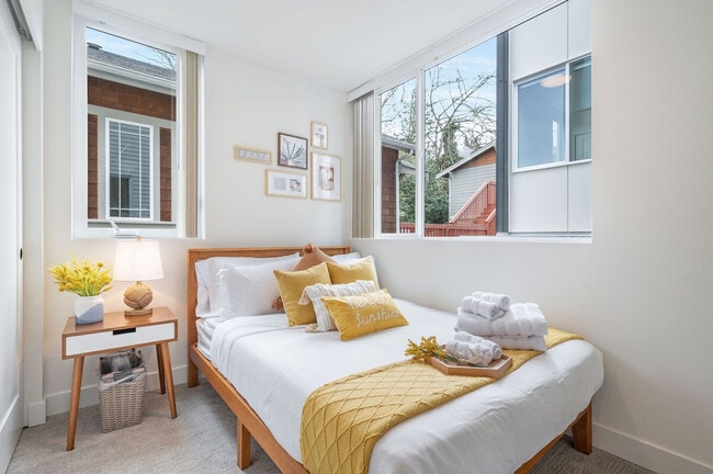 Photo - 34 W Cremona St Unit ID1035999P