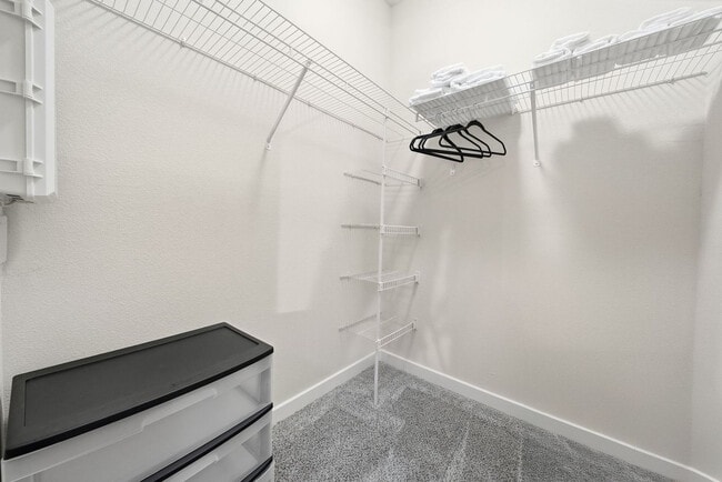 Photo - 1700 W Cleveland St Unit SI FL1-ID1475283P