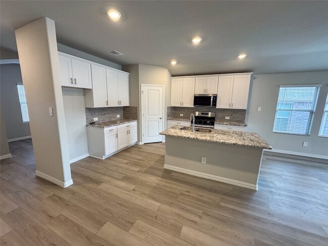 Photo - 2110 Dunbar Dr