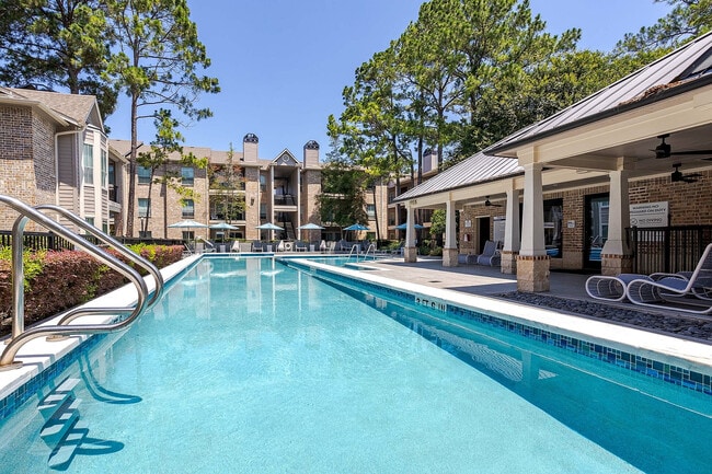 Photo - Town Center Crossing