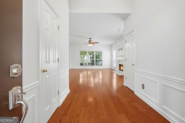 Photo - 513 Stepney Ct SE