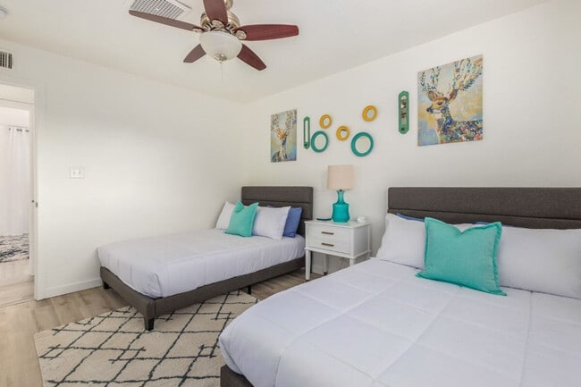 Photo - 1813 N 75th Pl Unit SI ID1608829P