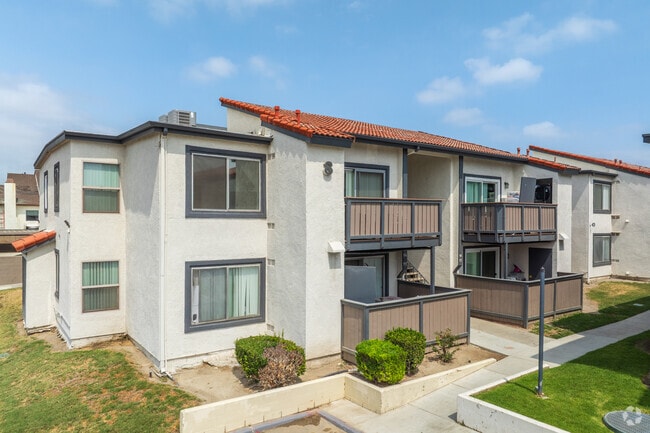 5775 Riverside Dr - Park Villas Apartment Homes