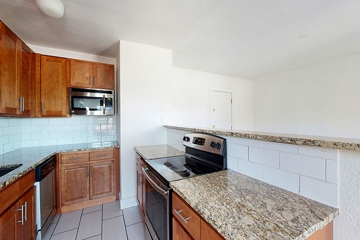 Floor Plan - 405-2bb
