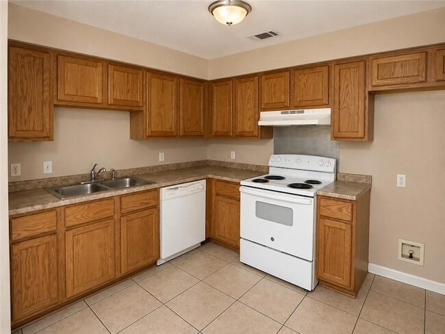 Photo - 3508 Pakenham Dr