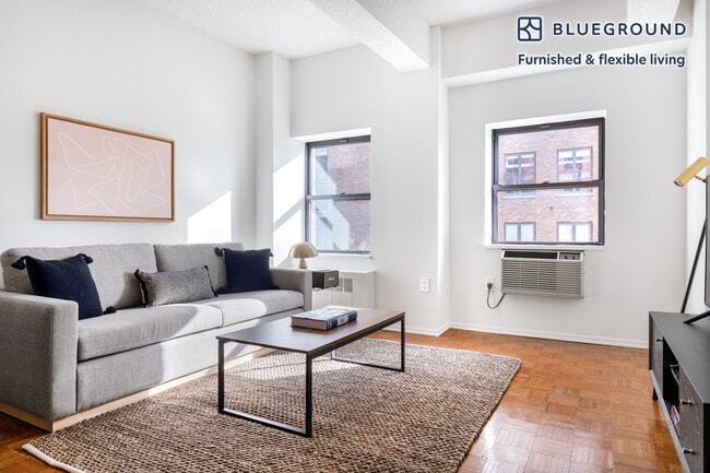 Building Photo - 360 W 34th St. Unit SI FL12-ID526