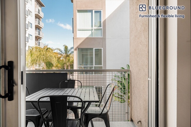 Photo - 550 Moreland Way Unit FL3-ID1250