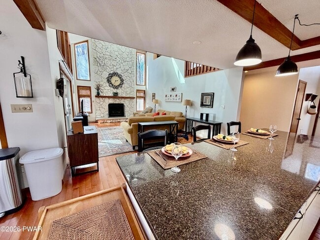 Photo - 811 Paddock Ct