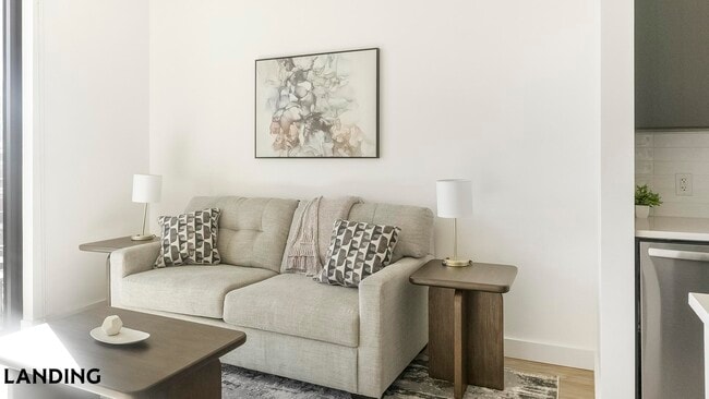 Photo - 1007 S Mint St Unit 832