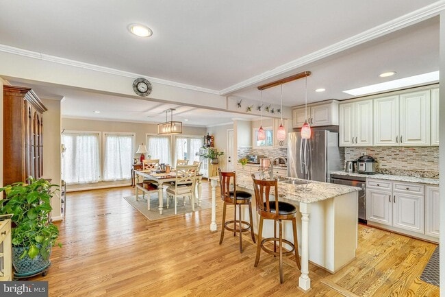 Photo - 205 Tapawingo Rd SW