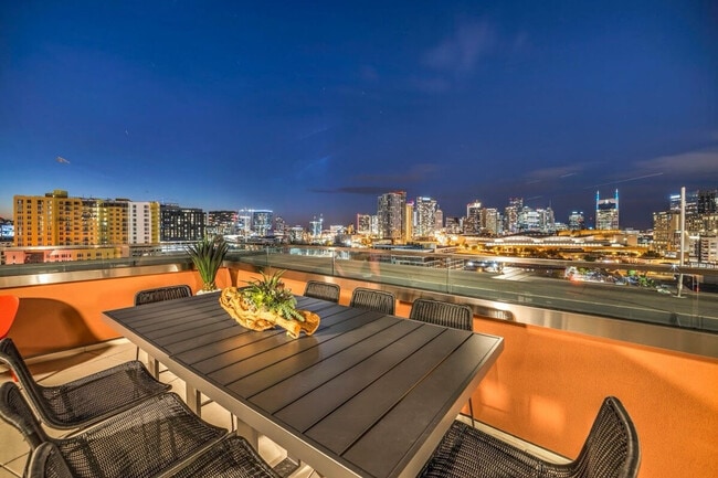 Photo - 641 Division St Unit ID1351409P