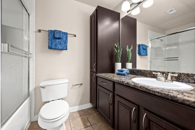 Photo - Villas At Parkside