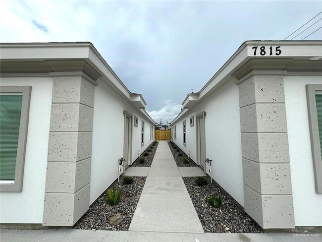 Photo - 7814 N 58th St Unit 1