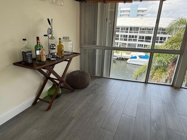 Photo - 3051 NE 47th Ct Unit 308