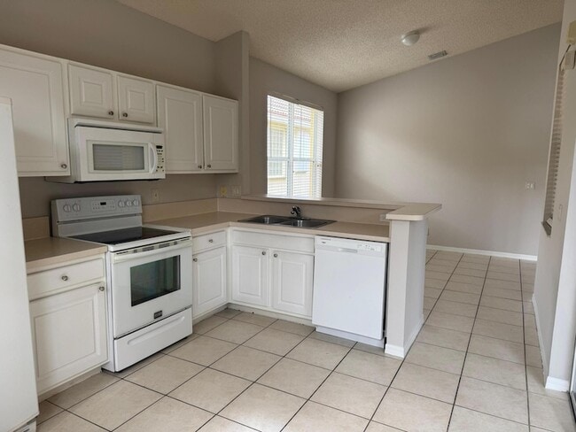 Photo - 9452 Verona Lakes Blvd