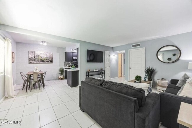 Photo - 1220 N 44th St Unit 1