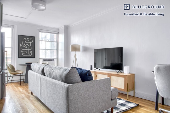 Photo - 1284 Beacon St Unit FL4-ID480