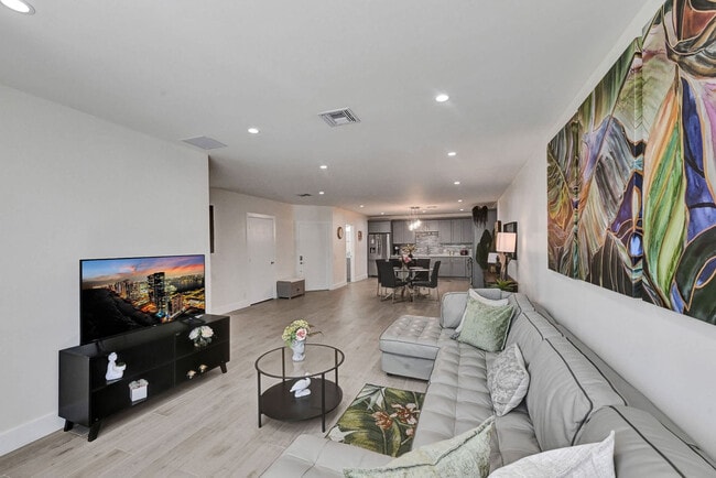 Building Photo - 233 Commercial Blvd Unit SI FL2-ID1541802P