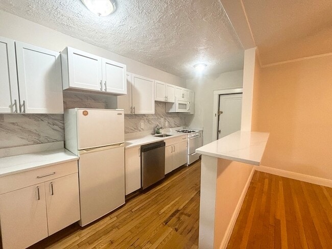 Photo - 15 Ives St Unit 25