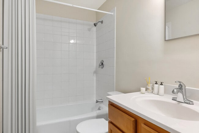 Photo - Parlmont Park Apartments