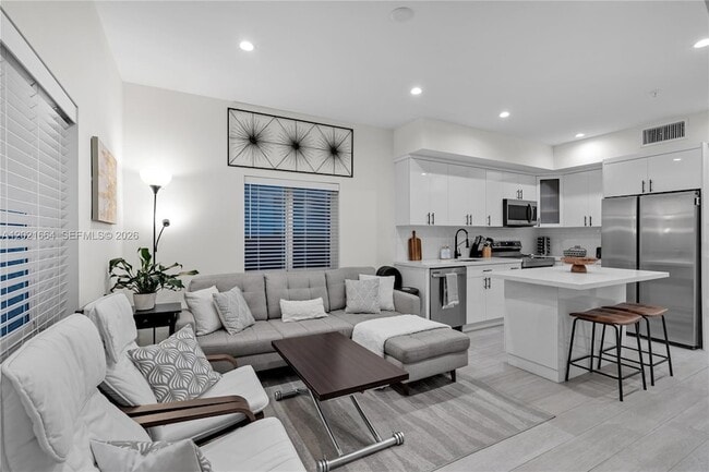 Photo - 1786 SW 9th St Unit 1