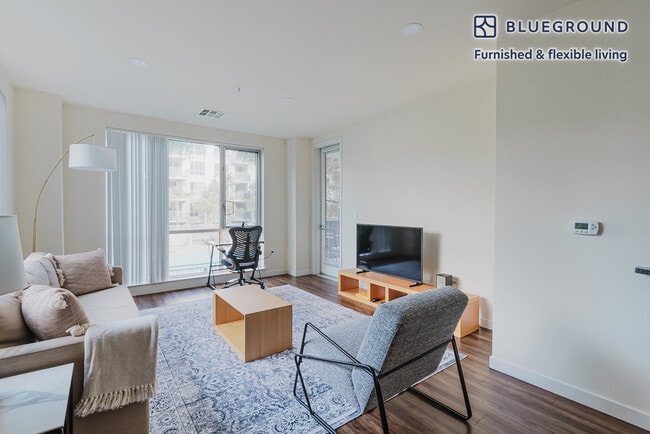 Photo - 550 Moreland Way Unit SI FL2-ID1770