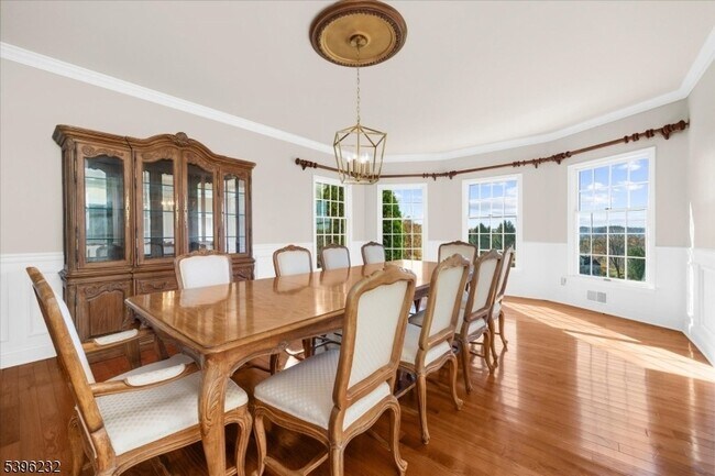 Photo - 21 Country Pl