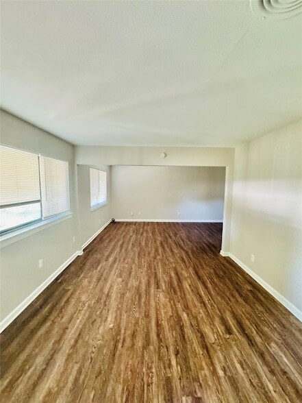 Photo - 816 Lakeside Dr