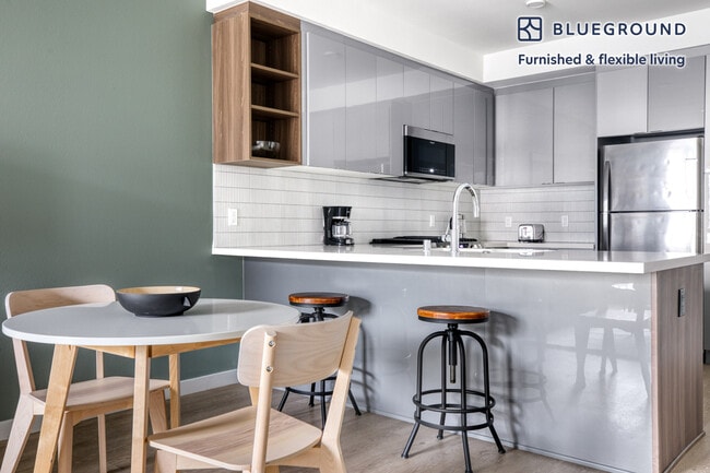 Photo - 610 Del Sol Dr Unit FL6-ID13