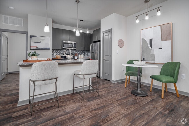 1BR, 1BA - 792SF - Kitchens with Islands - Axis Hamilton