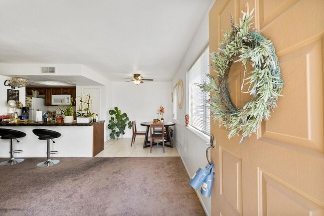 Building Photo - 72632 Raven Rd Unit 2