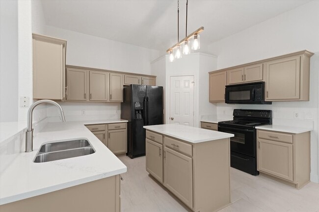 Building Photo - 1201 Telese Ct