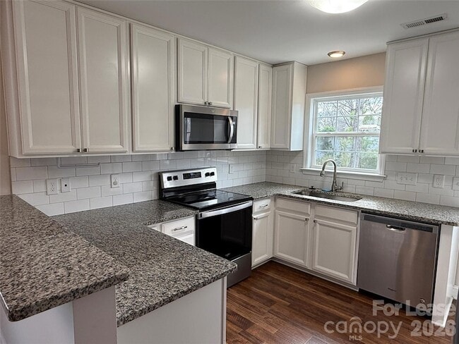 Photo - 2550 No Mans Ave