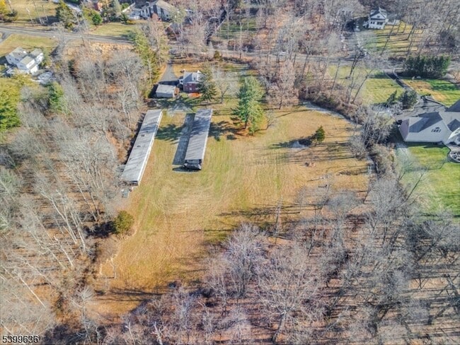 Photo - 111 King George Rd