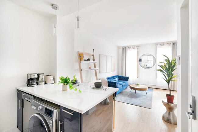 Photo - 1597 York Ave Unit FL5-ID1021960P