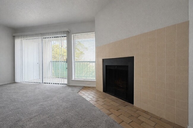 Photo - 2822 S Bartell Dr Unit 38