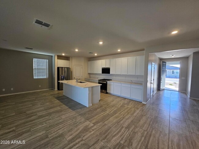 Photo - 3010 E Augusta Ave