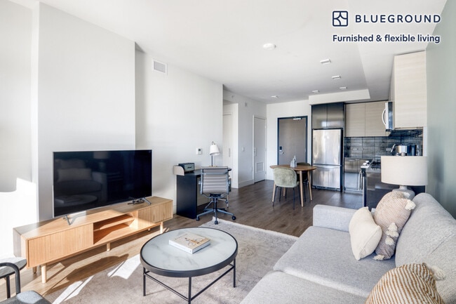 Photo - 702 Broadway Unit FL4-ID2