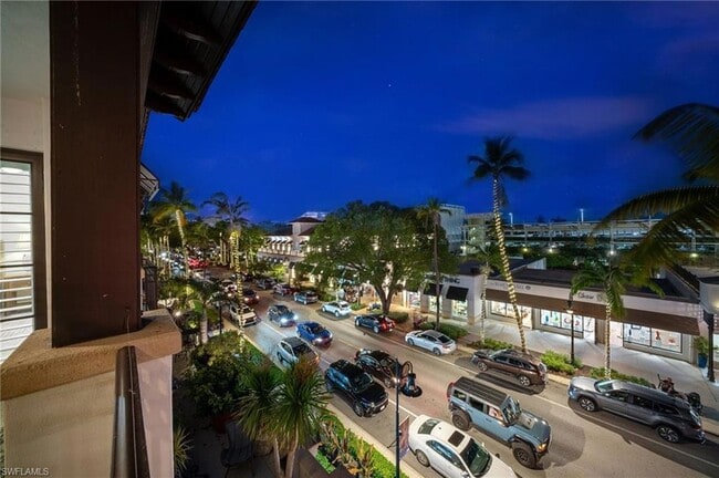 Photo - 780 5th Ave S