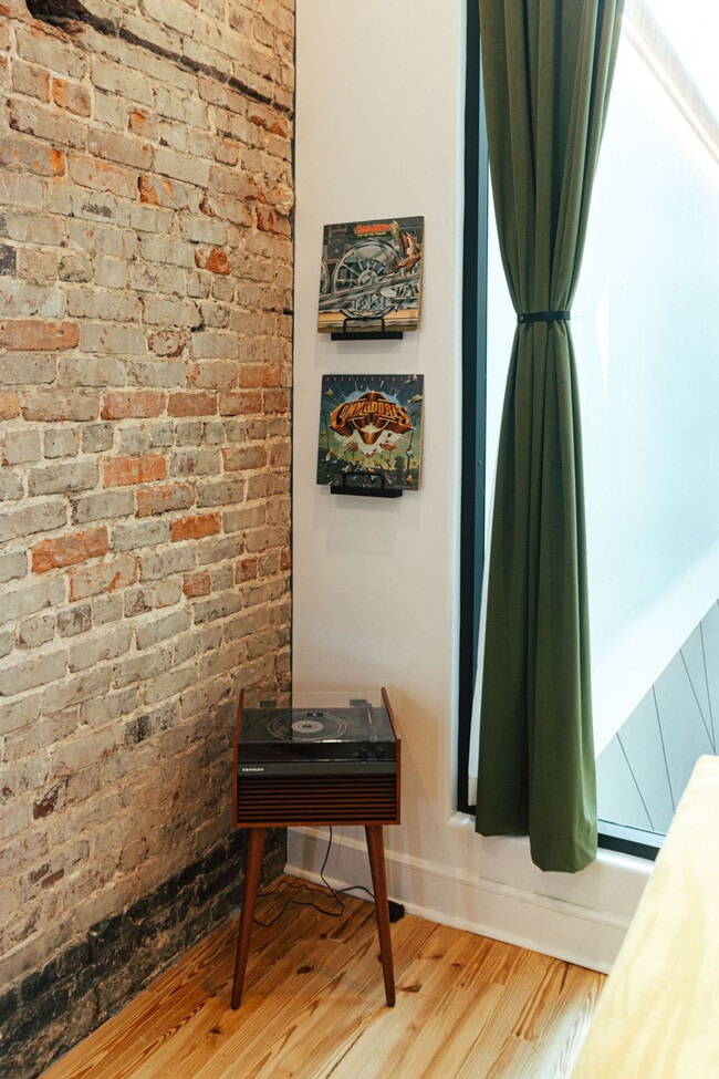 Photo - 1911 3rd Ave N Unit ID1352413P