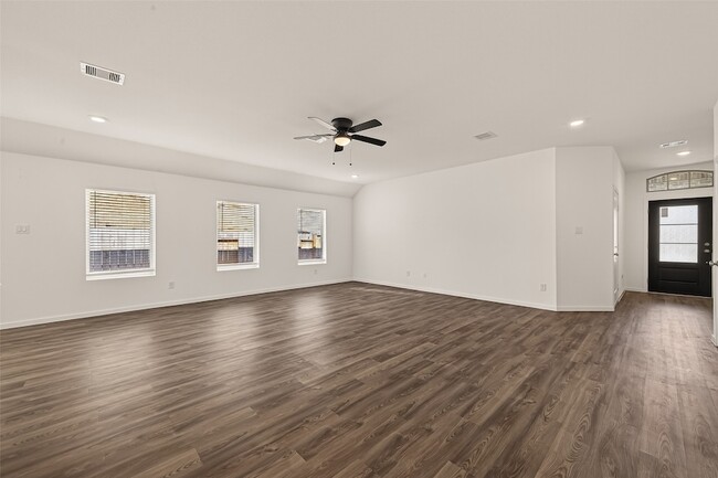 Photo - 7910 Eagle Crk Ln