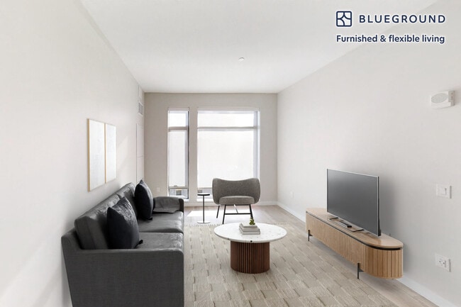 Building Photo - 20 4th Ave Unit ID5394A