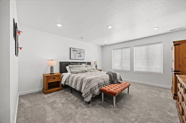 Photo - 187 N Nursery Ave Unit ID1308972P