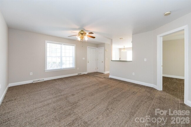 Photo - 807 King Arthur Dr