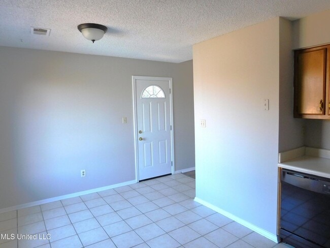 Photo - 5820 Briarwood Dr