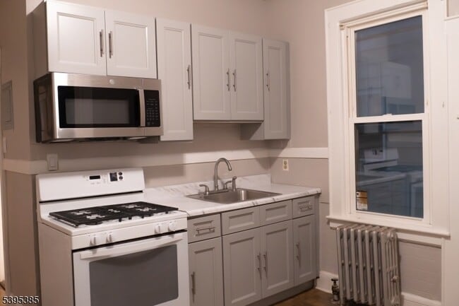 Photo - 108 Berkshire Pl Unit 2