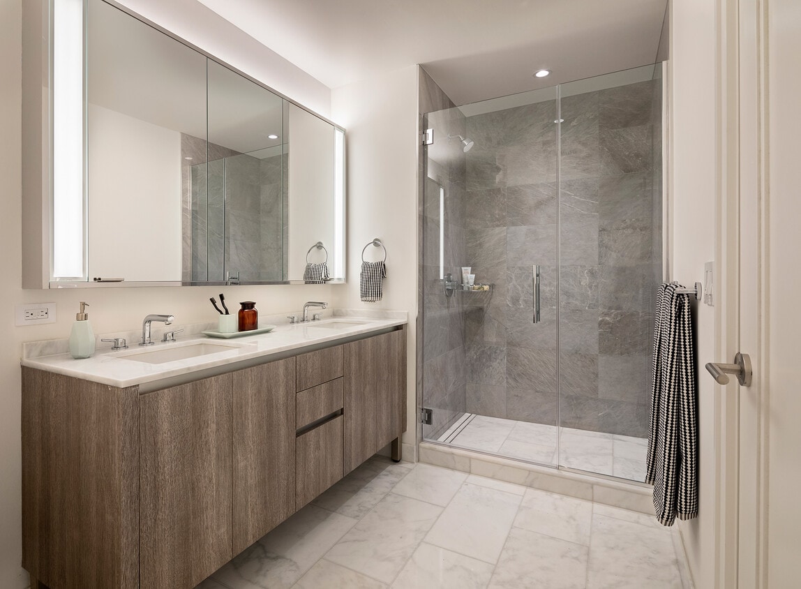 Floor Plan - 2 Bedroom / 2 Bathroom