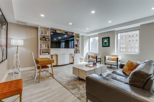 Photo - 1505 Elm St Unit 1101